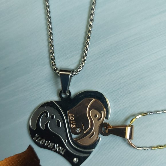 COUPLE'S HEART NECKLACE GOLD PLATED BRAND NEW - Picture 5 of 9